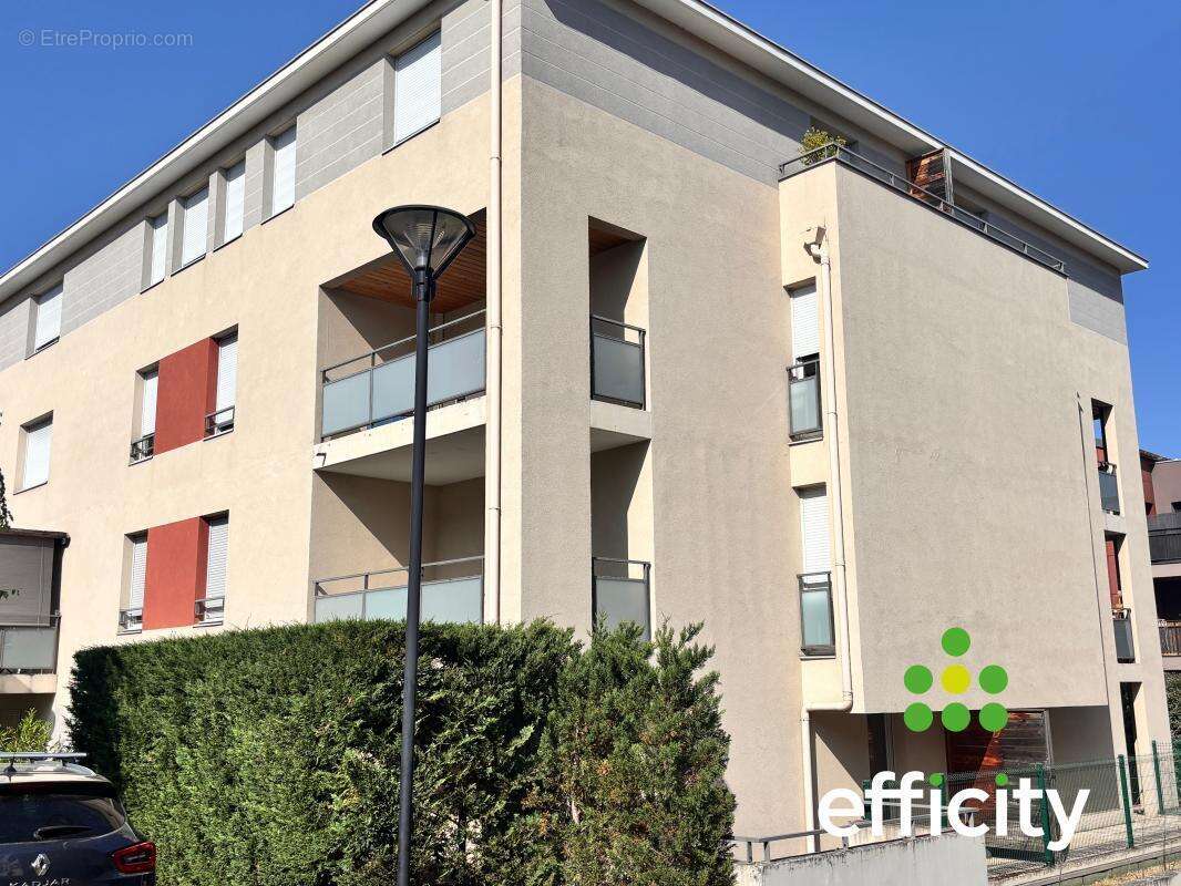 Appartement à OULLINS