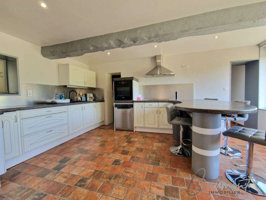 Maison à BAONS-LE-COMTE