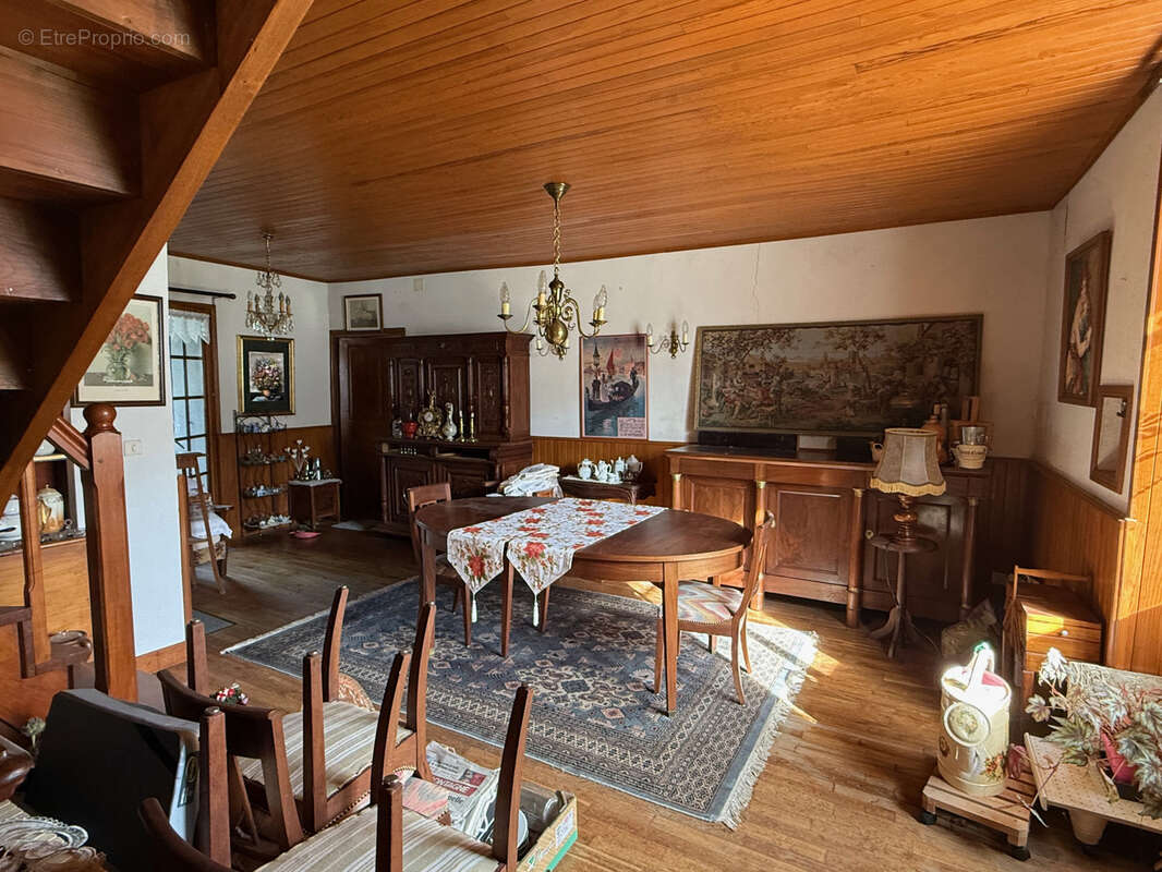 Maison à PIONSAT