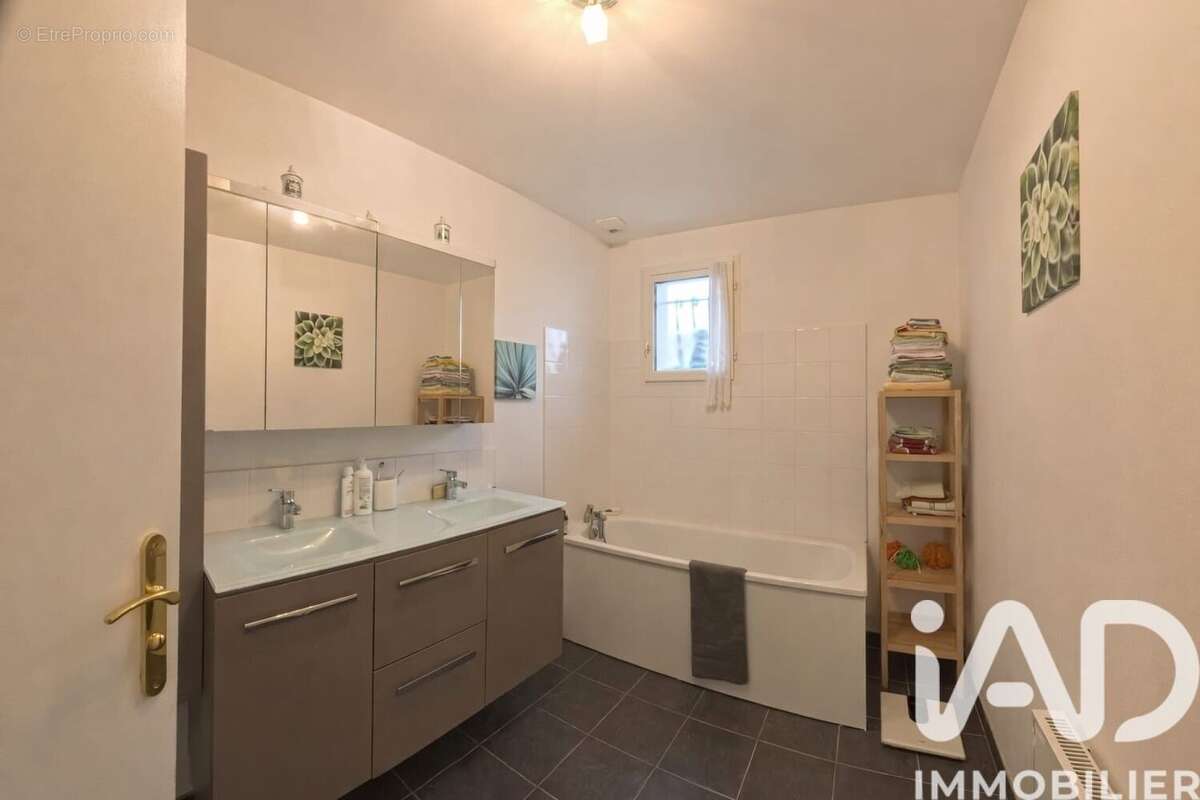 Photo 6 - Maison à MOUROUX