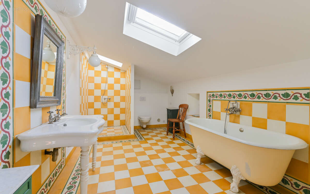 Maison à MARCILLY-D&#039;AZERGUES