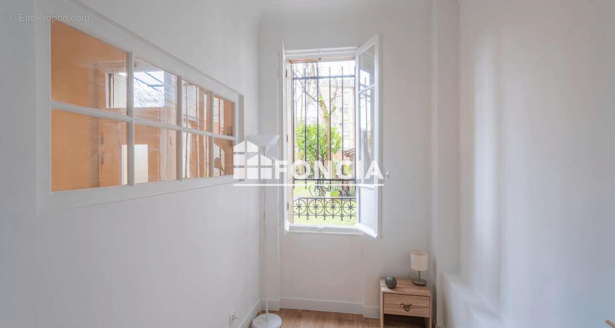Appartement à COLOMBES