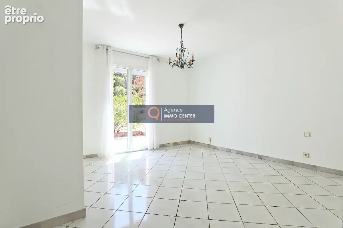 Pierrefeu-du-Var   Belle maison T5 de 158 m2 sur vaste terrain de 2 310 m2 - photo 11
