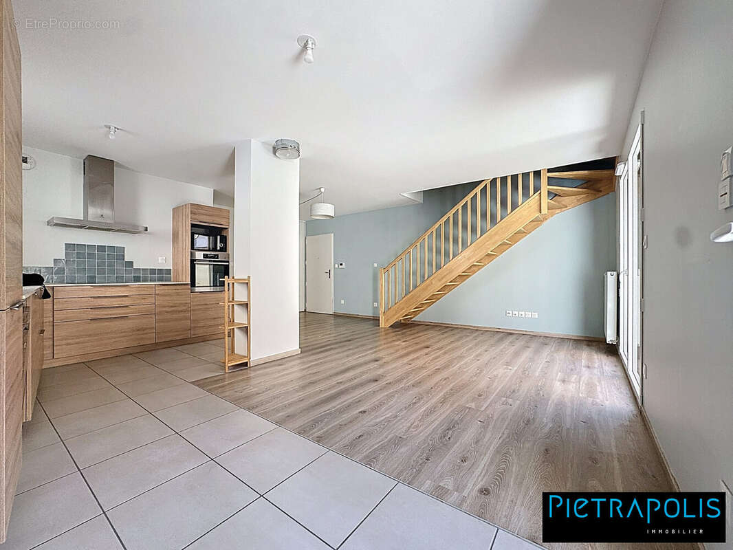 Maison à SAINT-SYMPHORIEN-D&#039;OZON