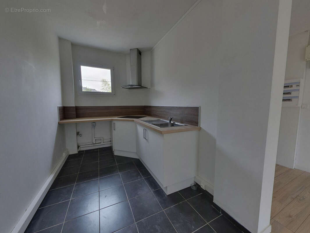 Appartement à SAINT-REMY-LES-CHEVREUSE