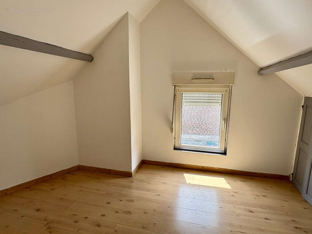 Maison à NESLE-NORMANDEUSE