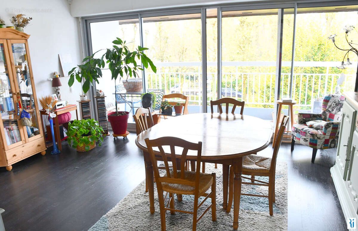 Appartement à BOIS-GUILLAUME