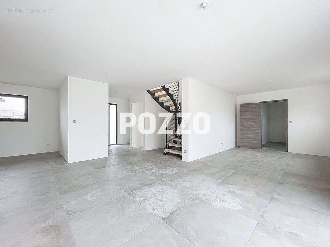 Maison à BIEVILLE-BEUVILLE