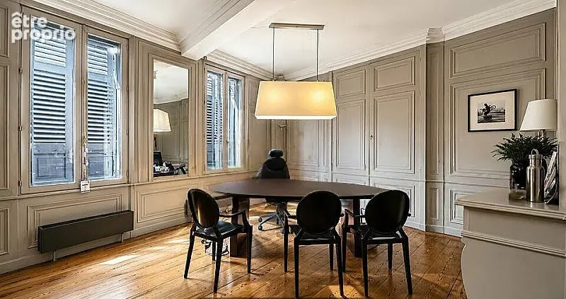 Vieux Lille - Hôtel particulier de 436 m² avec cour  intérieure à usage professionnel / Hôtel particulier / Co-living - photo 4