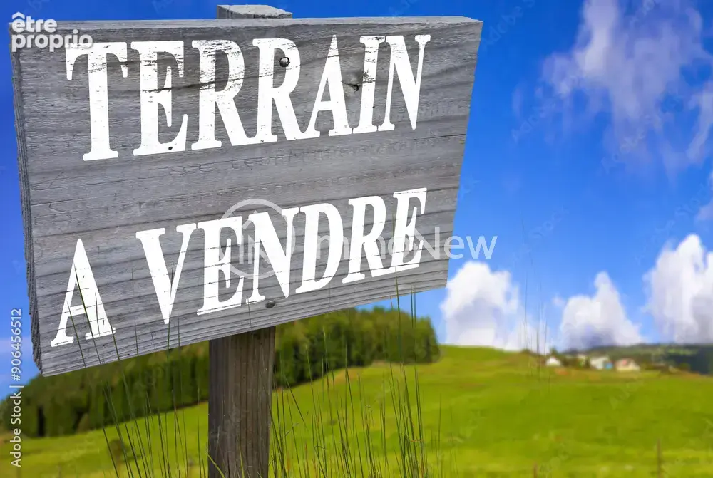 Photo Terrain à Saint-Clement-Rancoudray au prix de 3 500€