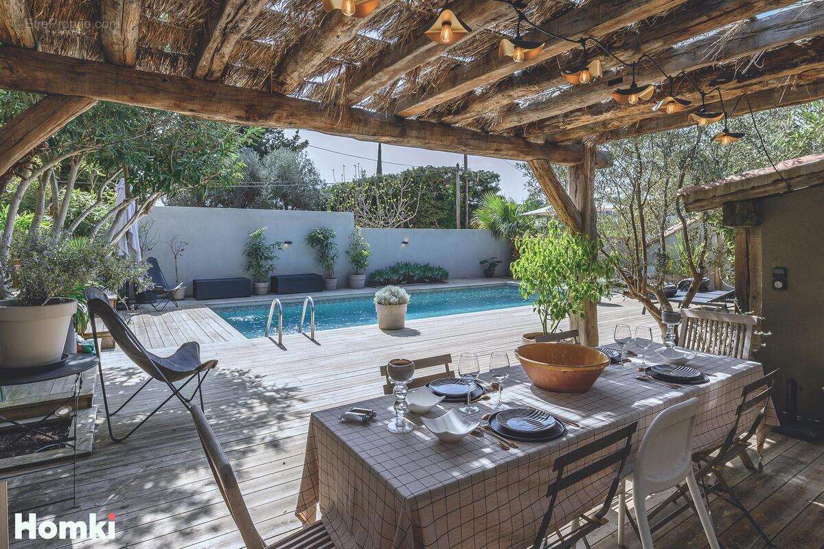 Maison à VILLENEUVE-LES-AVIGNON