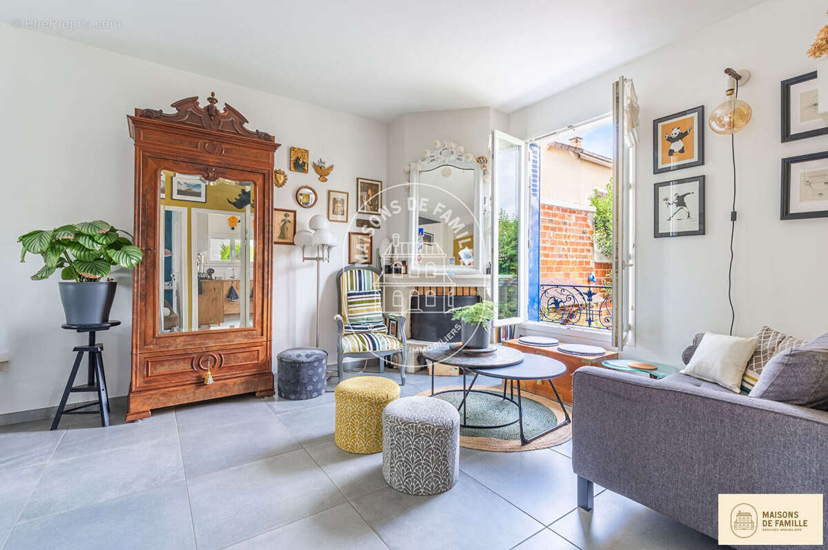Maison à SARTROUVILLE