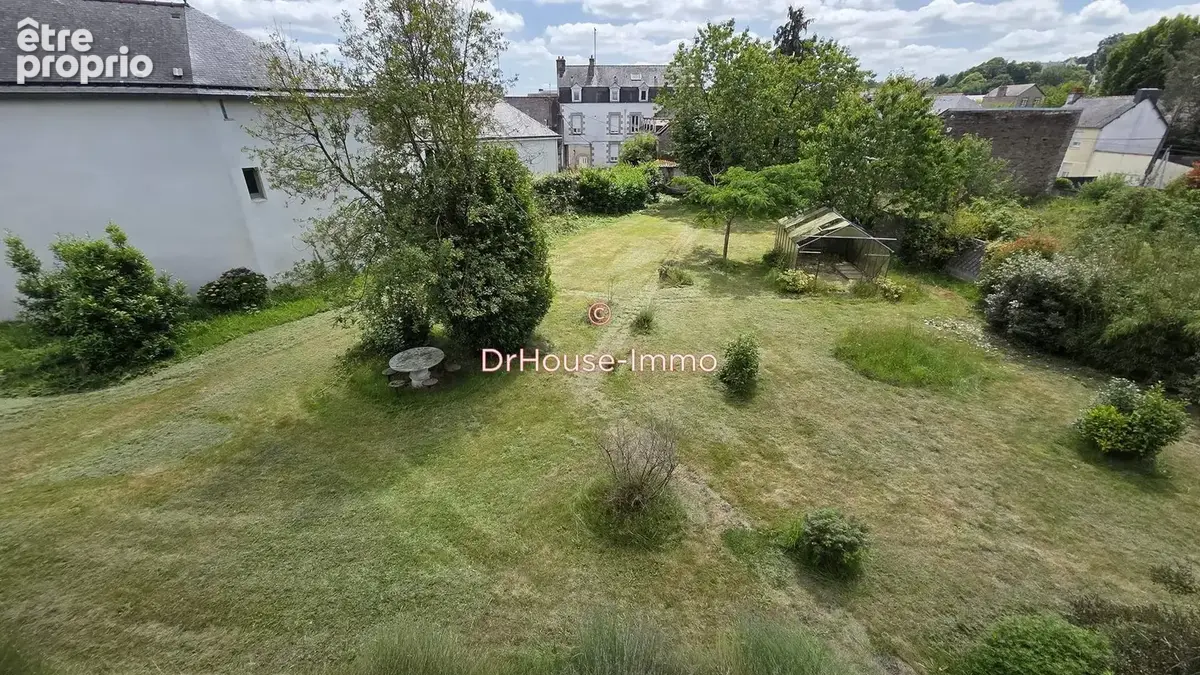 Maison 6 pièces 161 m² à vendre à Pontivy (56300) - photo 2