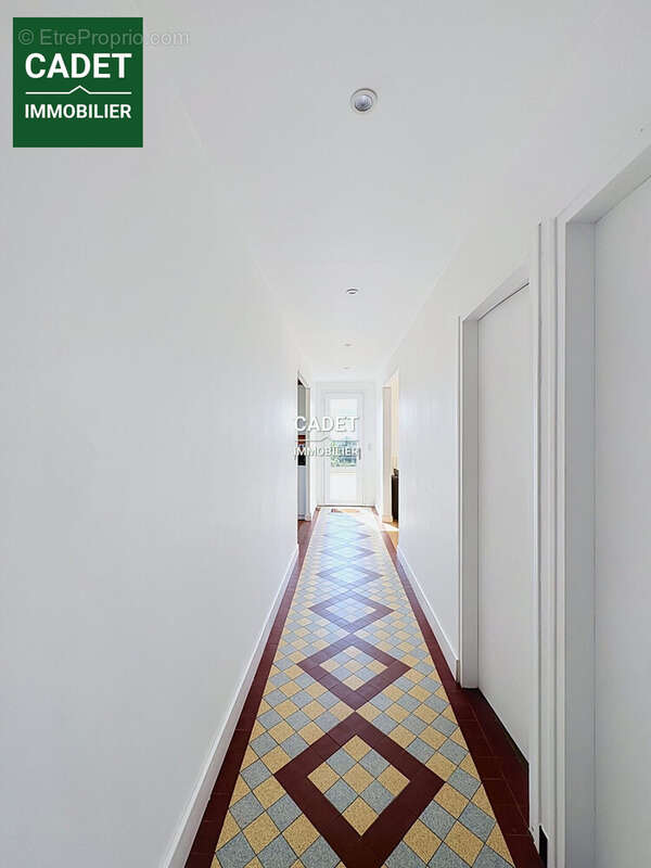 Maison 158 m² à Saint-Jean-Des-Champs  - photo 8