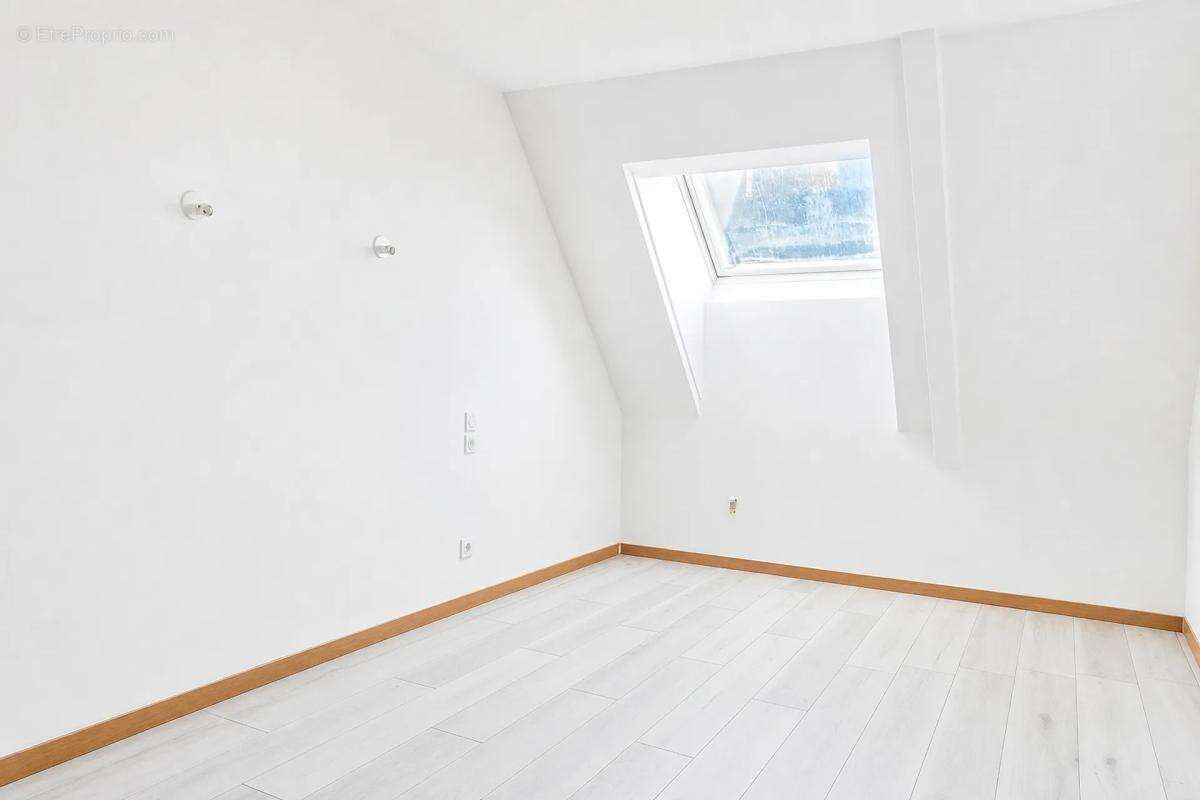 Maison spacieuse 8 pièces rénovée à Montbazens - photo 8