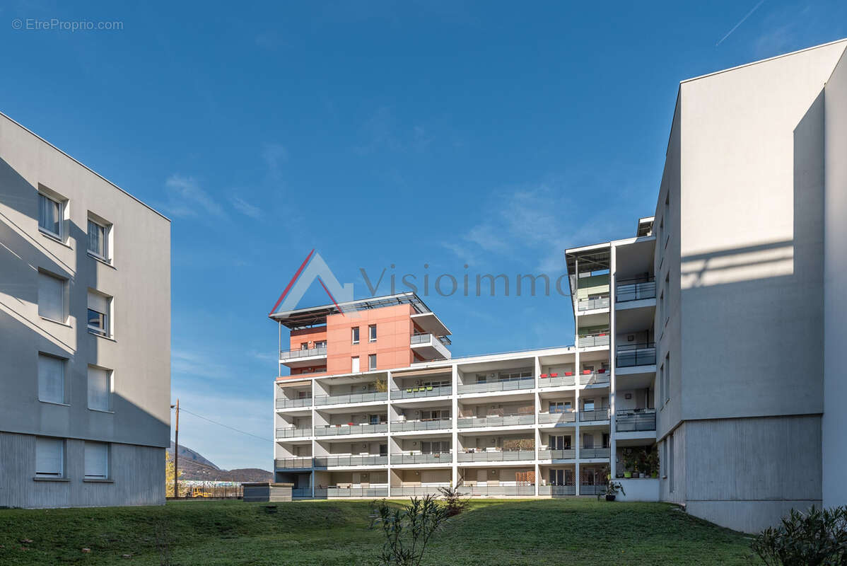 Appartement à ECHIROLLES