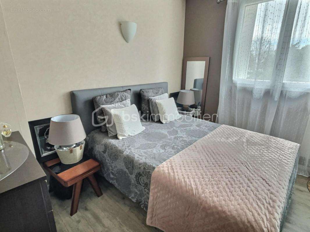 Maison à LA QUEUE-EN-BRIE