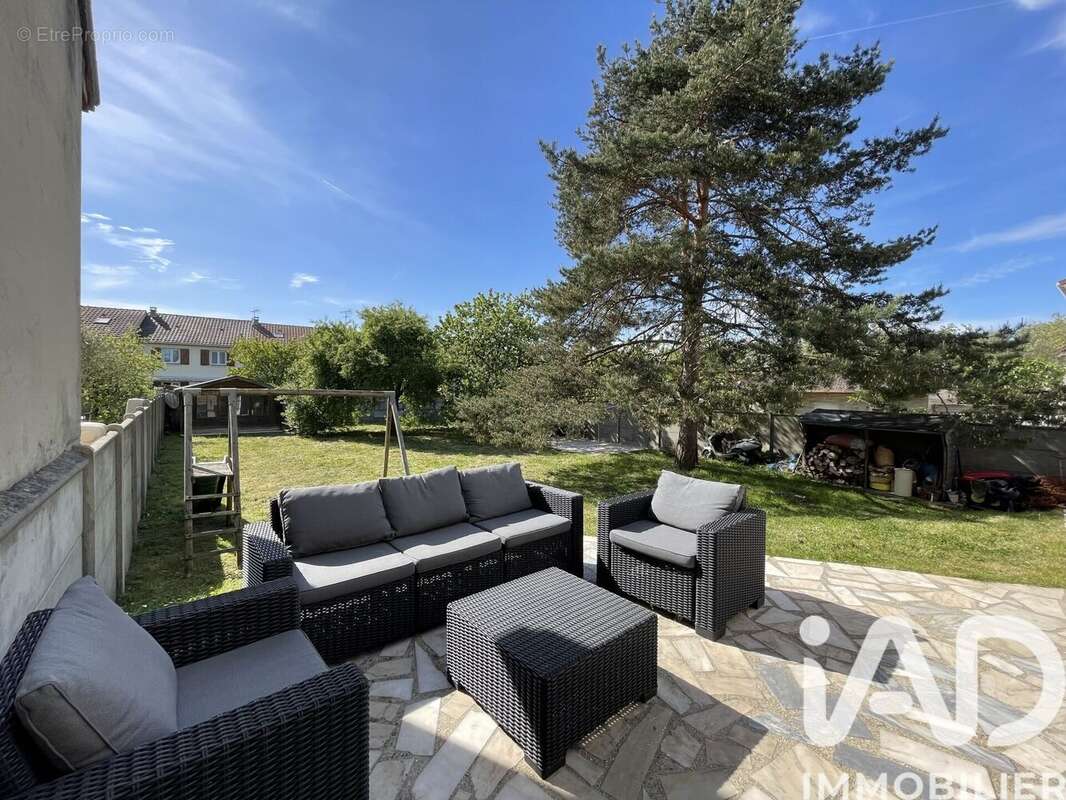 Maison 140 m² à Vaujours  - photo 3