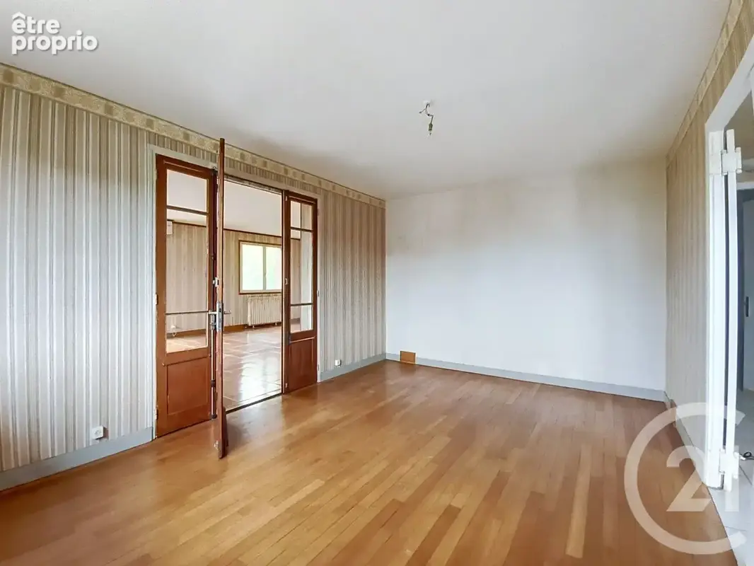 Maison 4 pièces 107 m² à vendre à Paron (89100) - photo 2