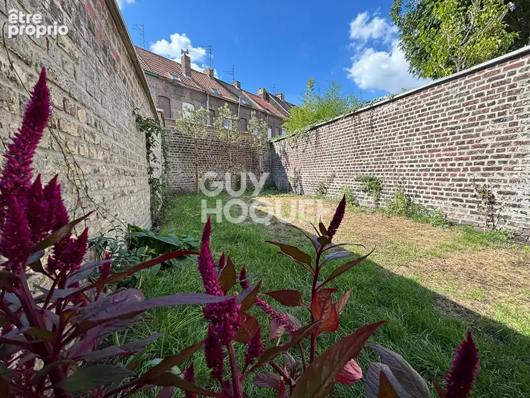 Maison de prestige à vendre à Tourcoing - 4 chambres, état impeccable - photo 2