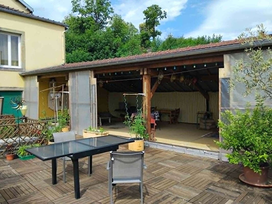 Immeuble avec gros potentiel de rapport - photo 8