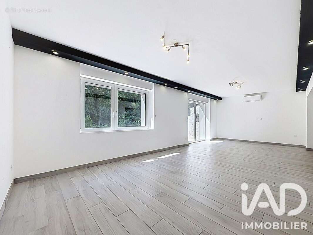 Maison 135 m² à Hombourg-Haut  - photo 6