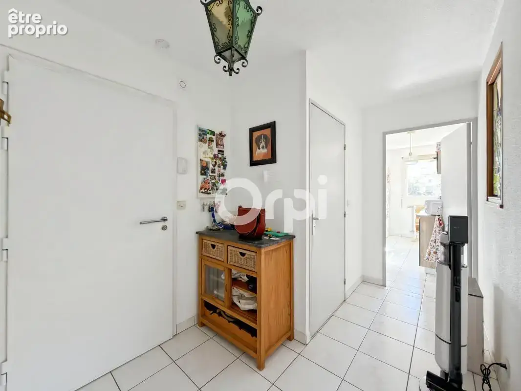 ** Appartement 3 pièces 66 m2 - terrasse et garage ** - photo 8