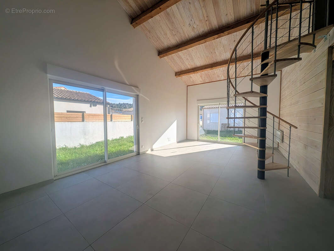 Maison à FERRALS-LES-CORBIERES