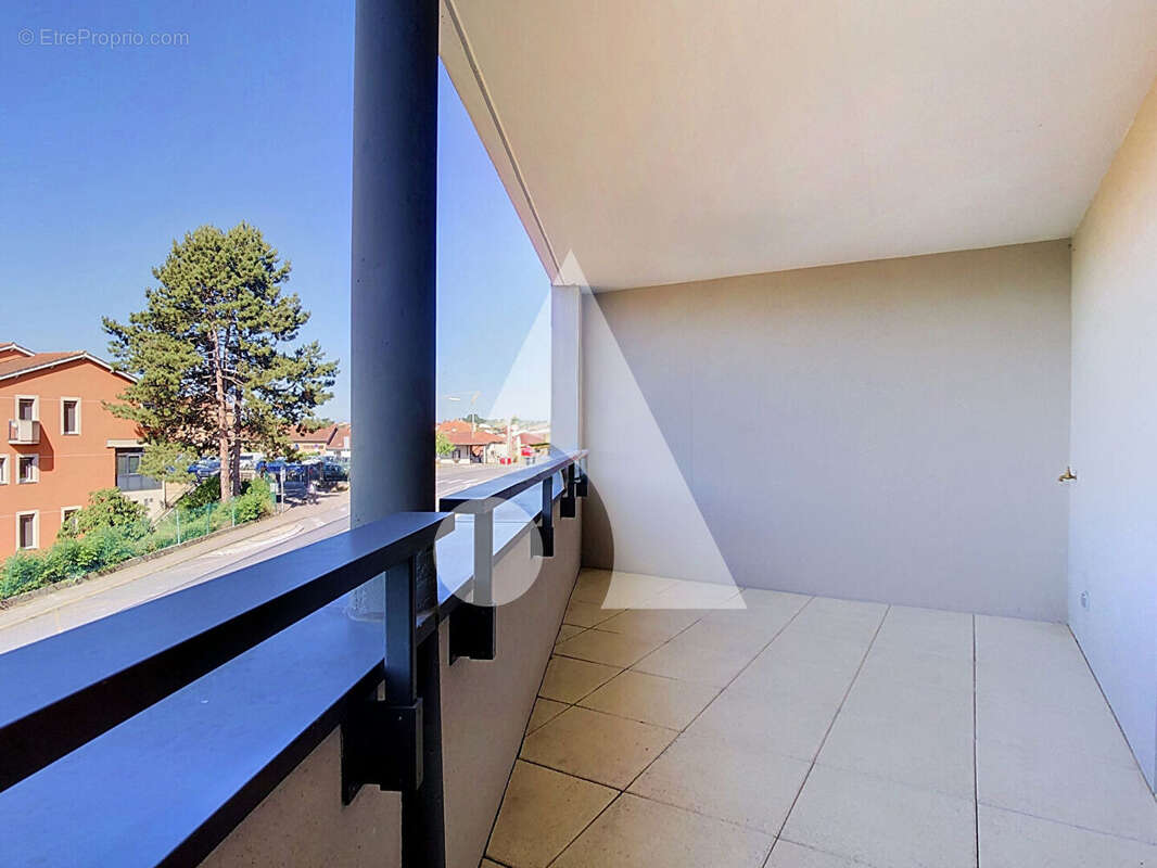 Appartement à SAINT-SYMPHORIEN-SUR-COISE