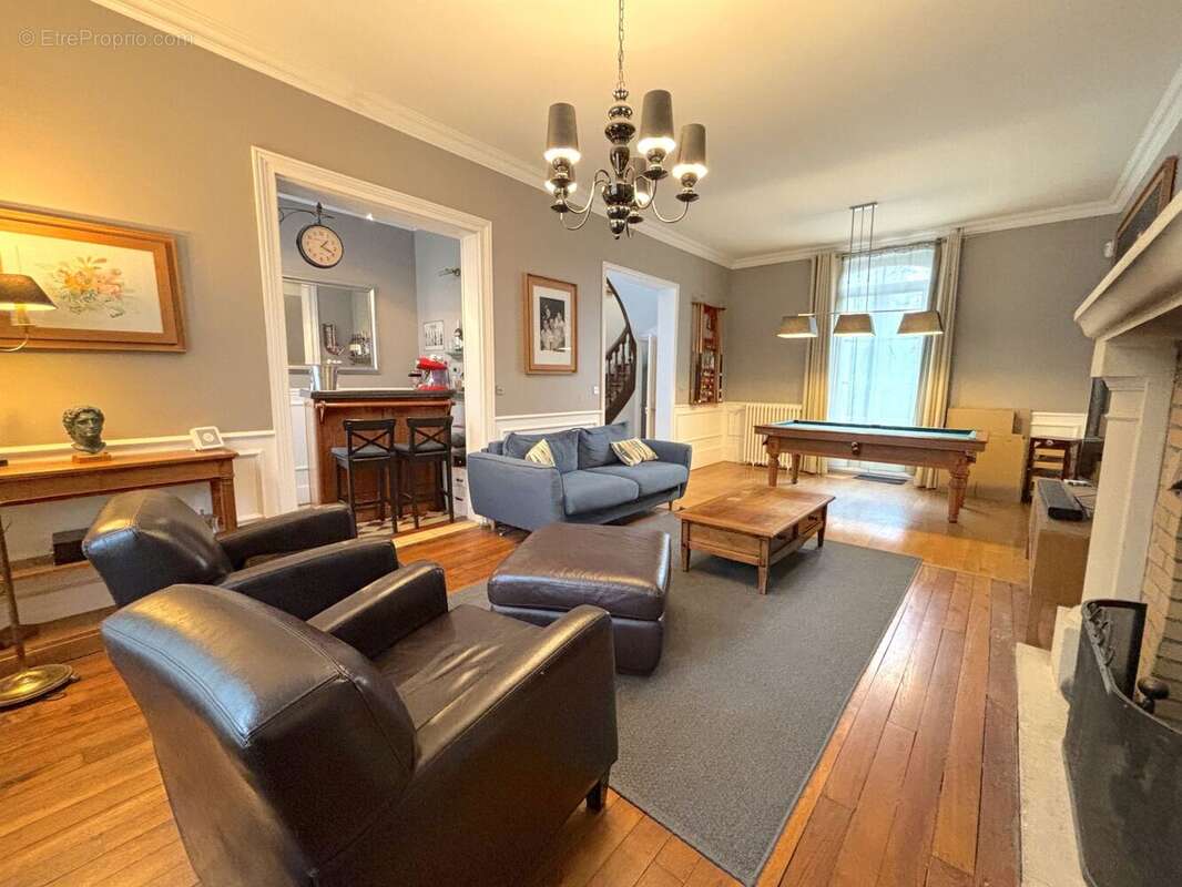 Maison à CORBEIL-ESSONNES