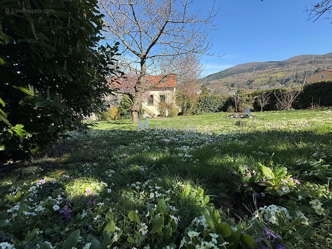Maison à SAINT-ETIENNE