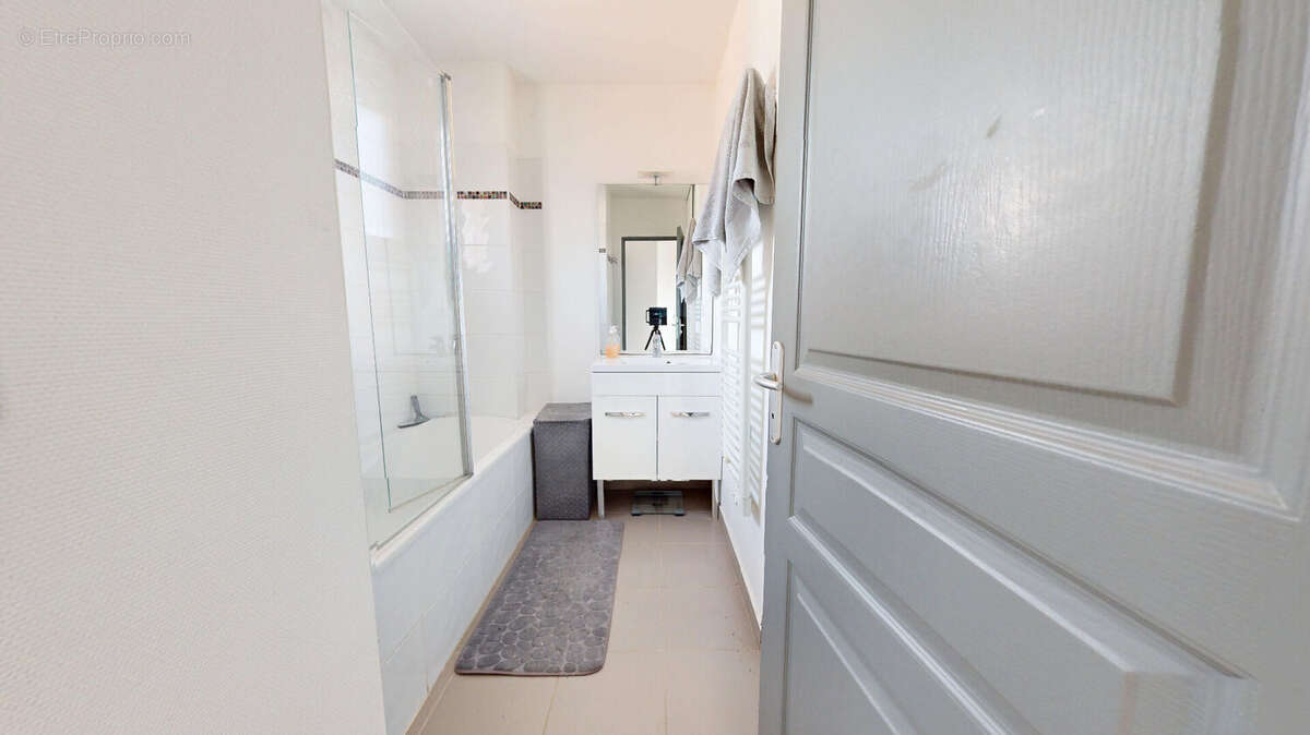 Maison à CHATILLON-LA-PALUD