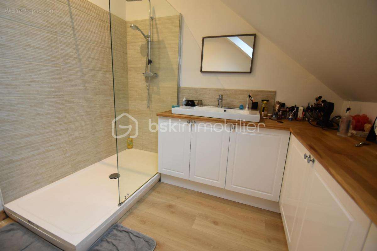 Maison à BOISVILLE-LA-SAINT-PERE