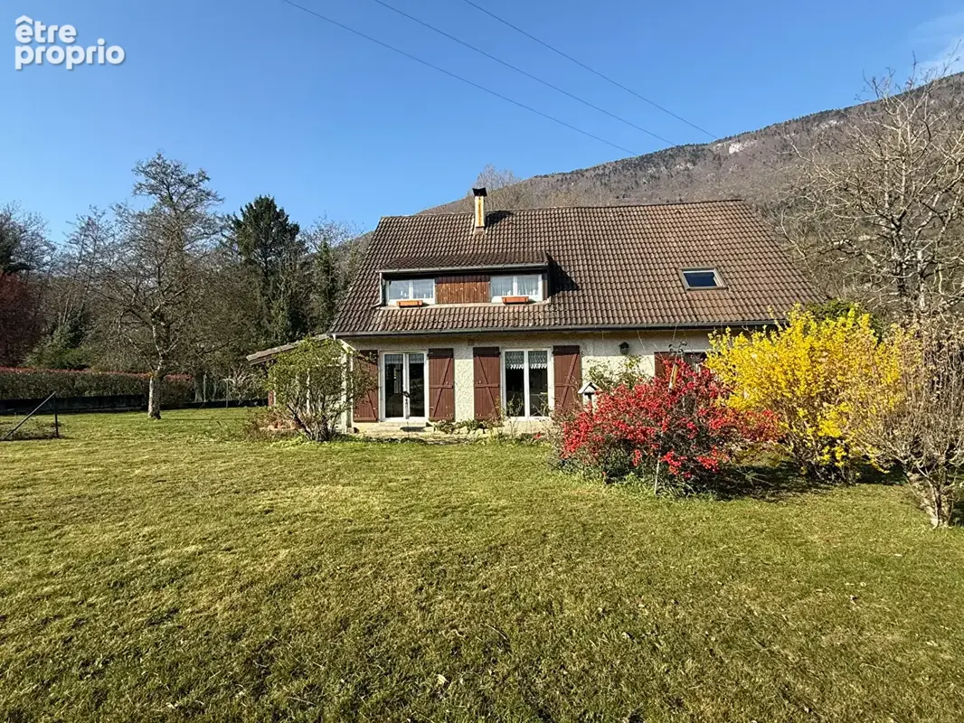Maison  6 pièce(s) 144 m2 - LE BOURGET DU LAC - photo 2