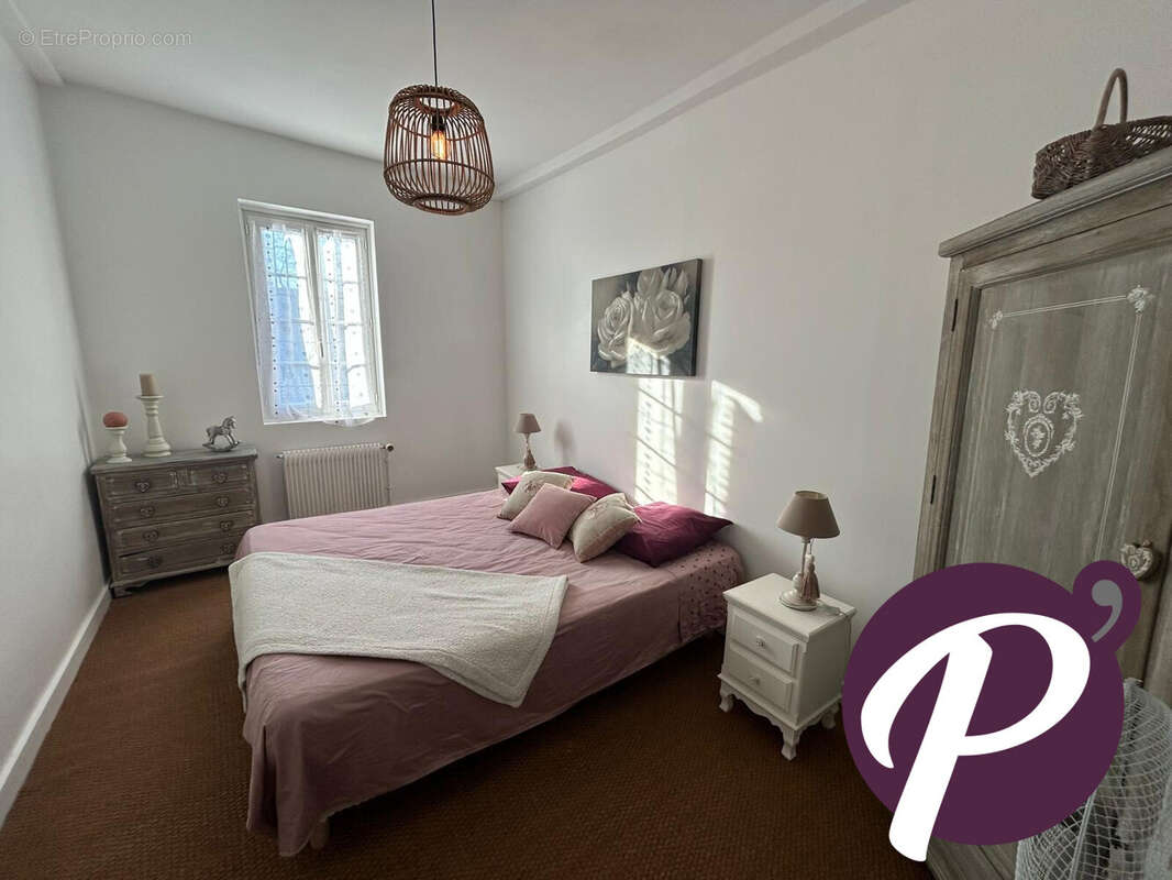 Chambre agréable - Maison à LE FLEIX