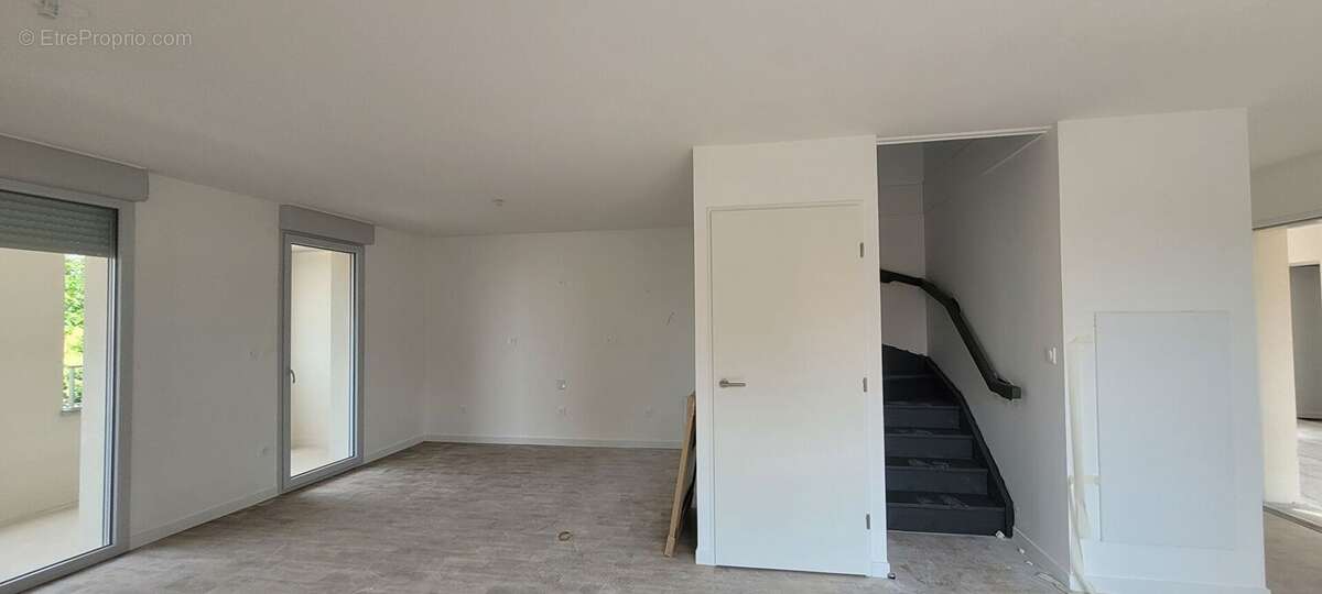 Appartement T4 + Loggia - Quartier Borderouge - photo 8