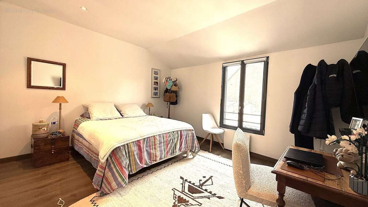 Maison à FEUCHEROLLES