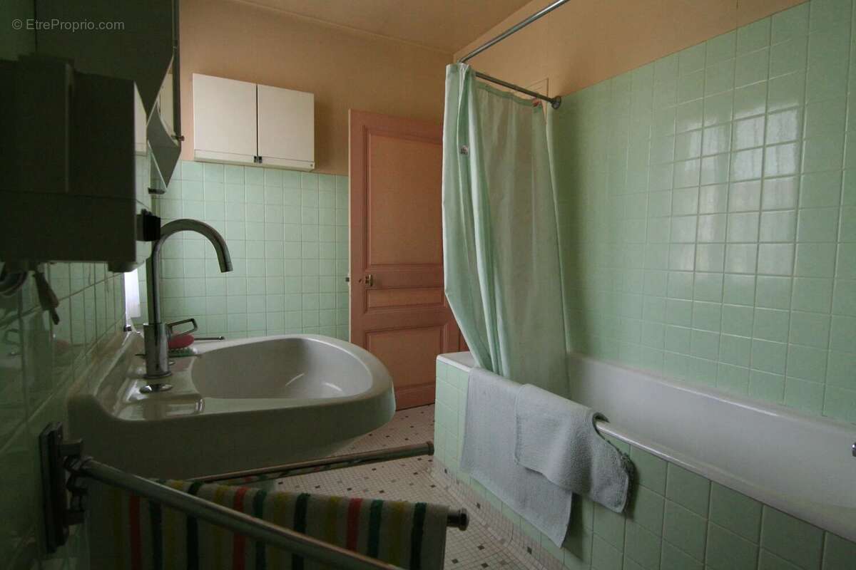 Maison à SAINT-CHERON