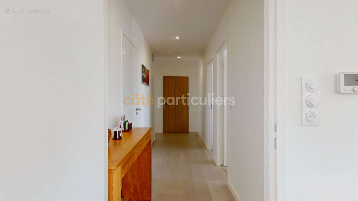 Granville-Appartement d'exception en attique -Vue mer panoramique - Terrasse de 100 m² - Granville - photo 15