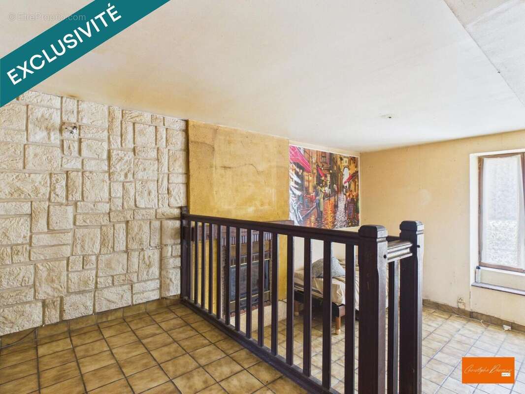 Maison 93 m² à Saint-Mars-Sur-Colmont  - photo 8