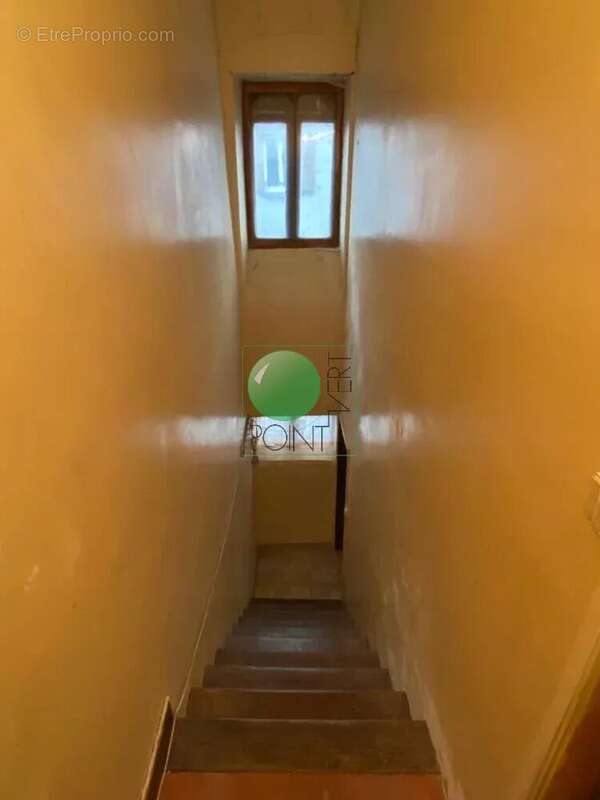 Maison à VERT-LE-PETIT