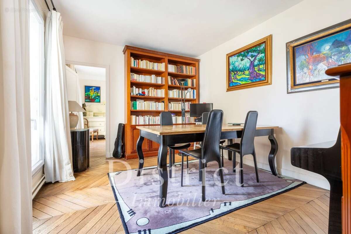 Appartement à PARIS-5E