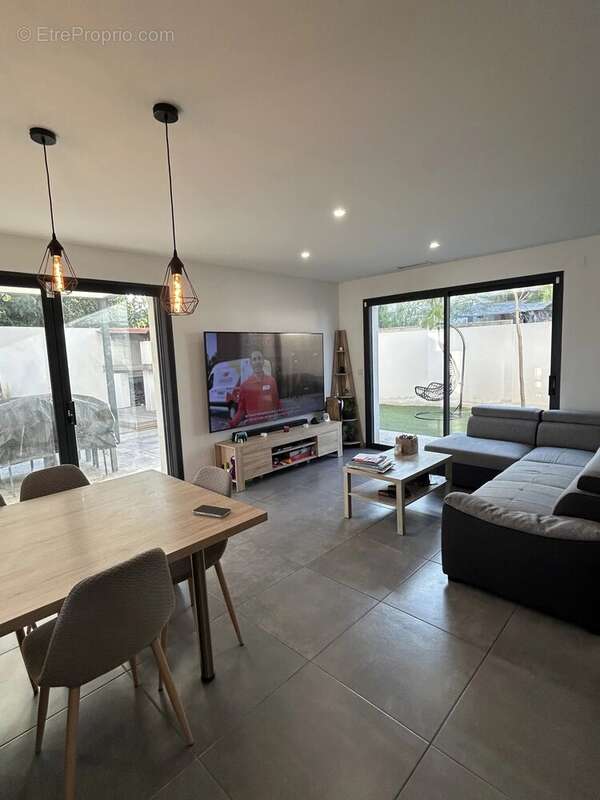 Villa 3 faces avec double garage - photo 3