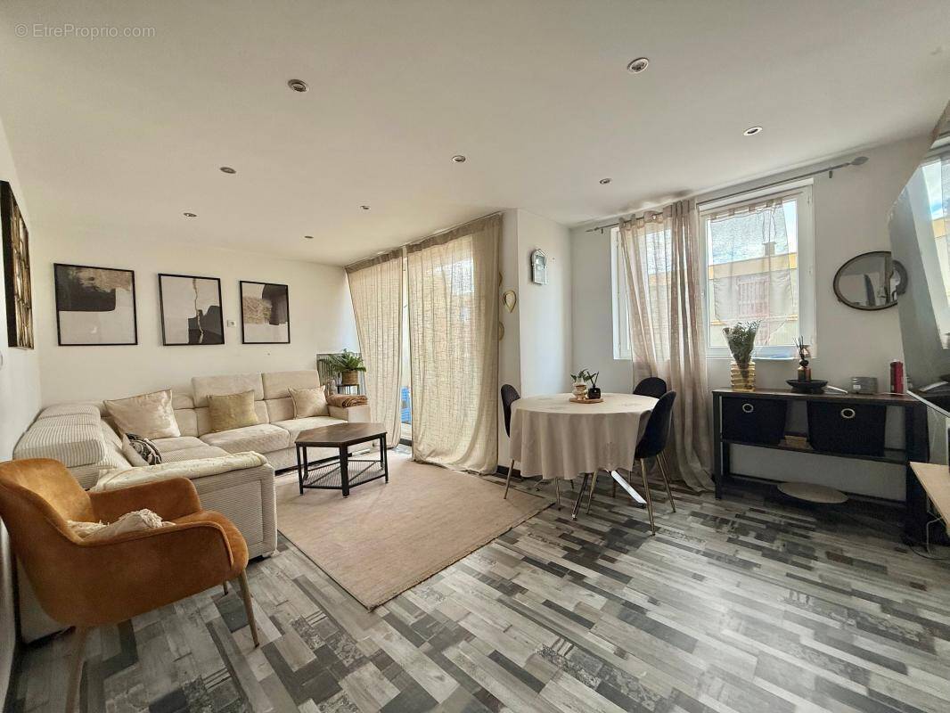 Appartement à AUXONNE