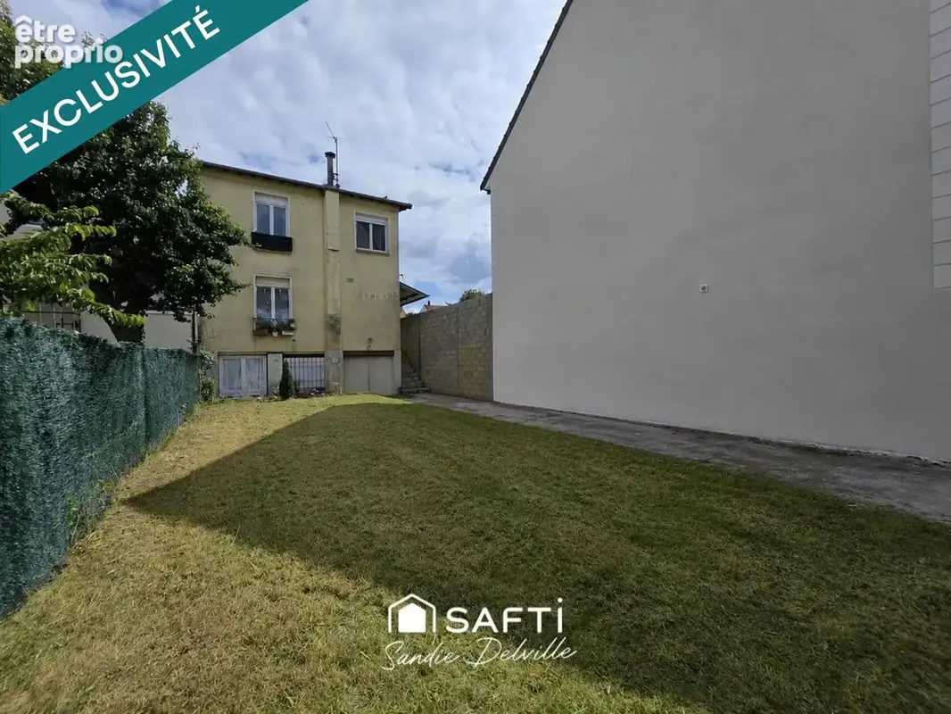 Photo 1 - Maison à LIVRY-GARGAN