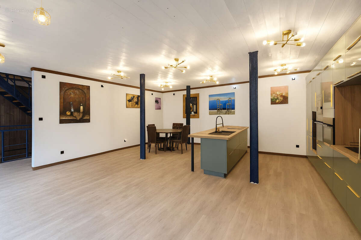 Commerce à MERIGNAC