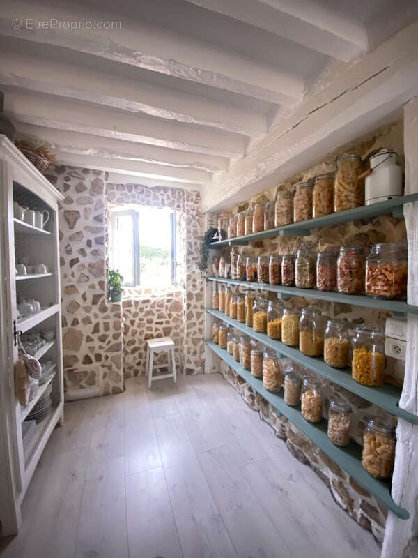 Maison à CHAUCONIN-NEUFMONTIERS