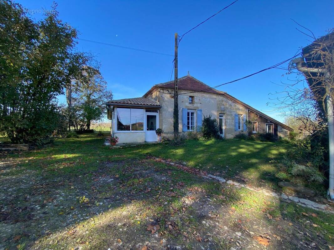 Photo 1 - Maison à SAINT-COLOMB-DE-LAUZUN