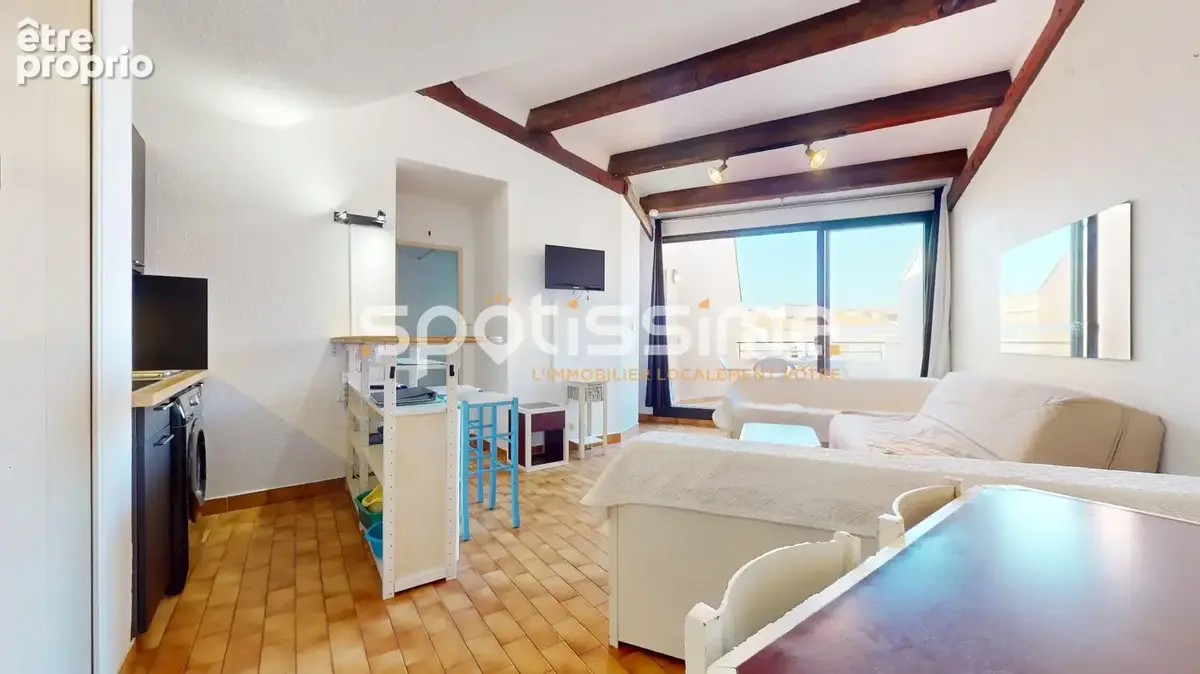 Cap d'agde  avant-port  grand studio cabine avec terrasse et solarium privé vue port - photo 13