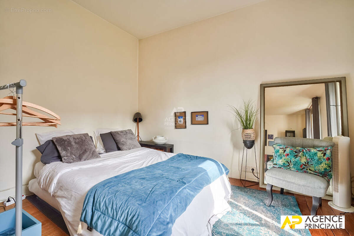 Appartement à MAISONS-LAFFITTE